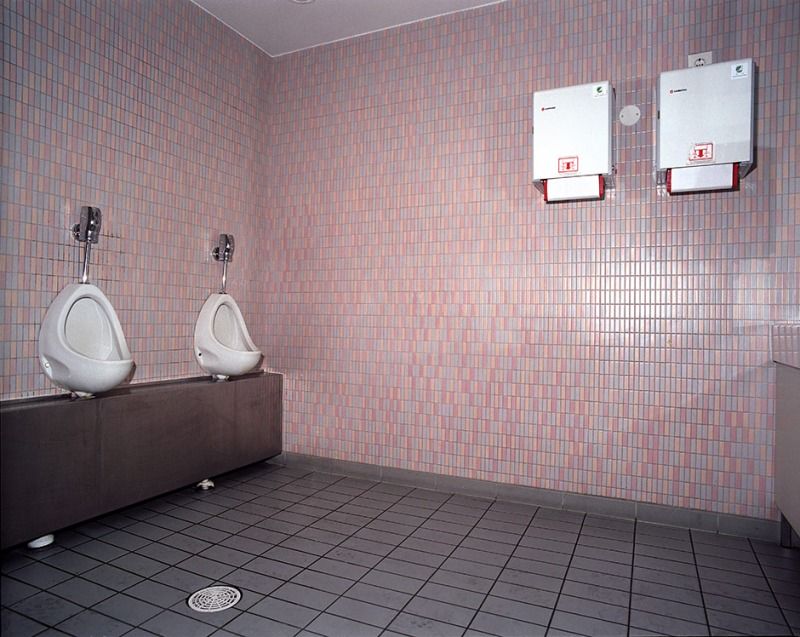 19.5 1999 Stockmann department store, 7th floor toilet, male, cause of death: Heroin overdose, 2002